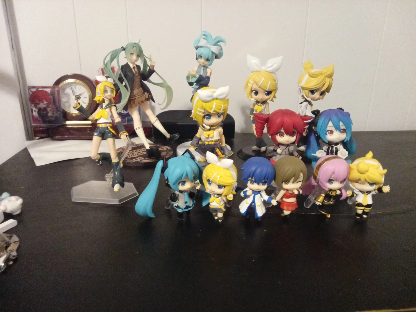 (Check description for prices) Various Vocaloid Figures