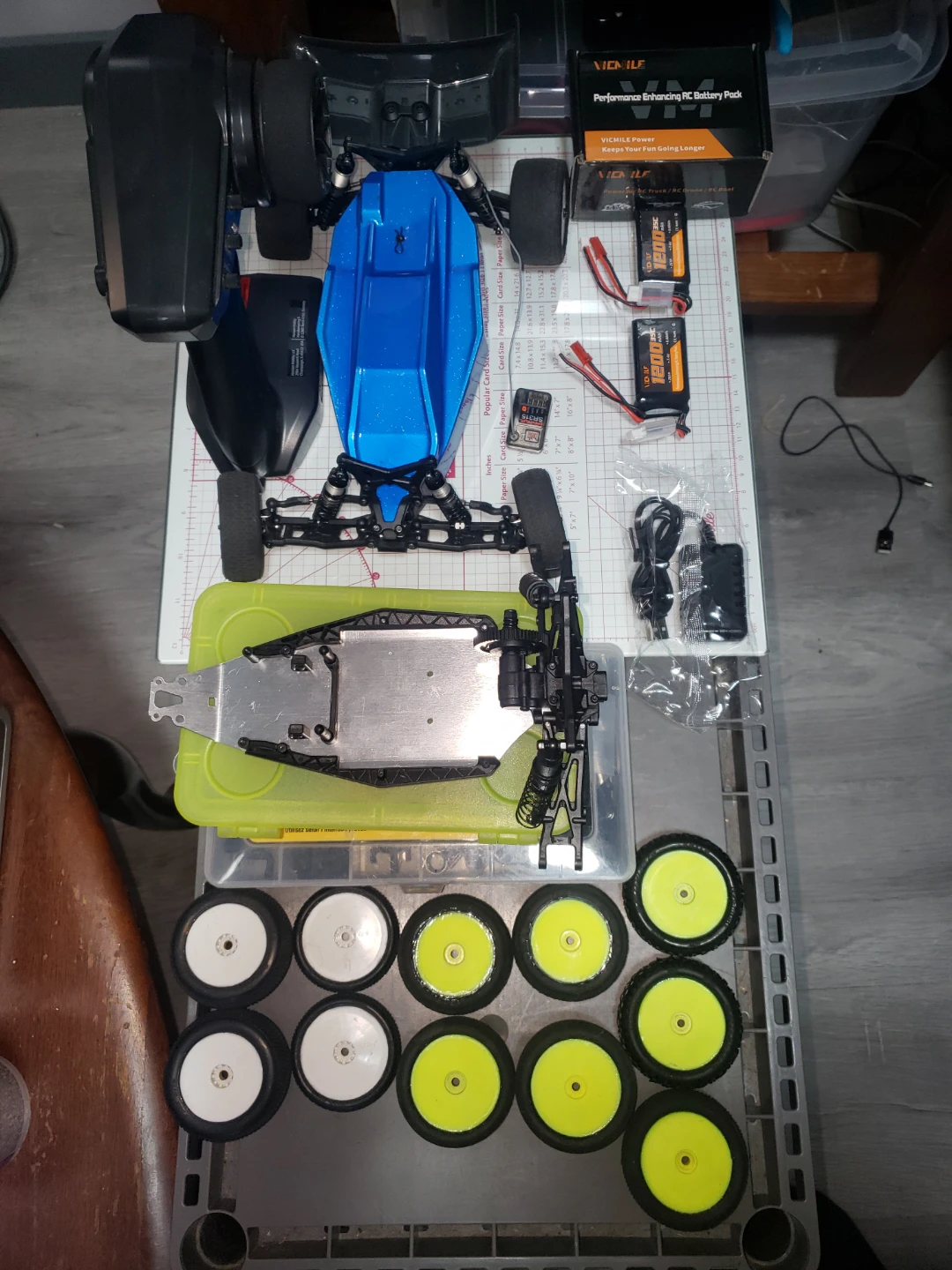 Losi mini b and losi mini t with extras. - photo 3