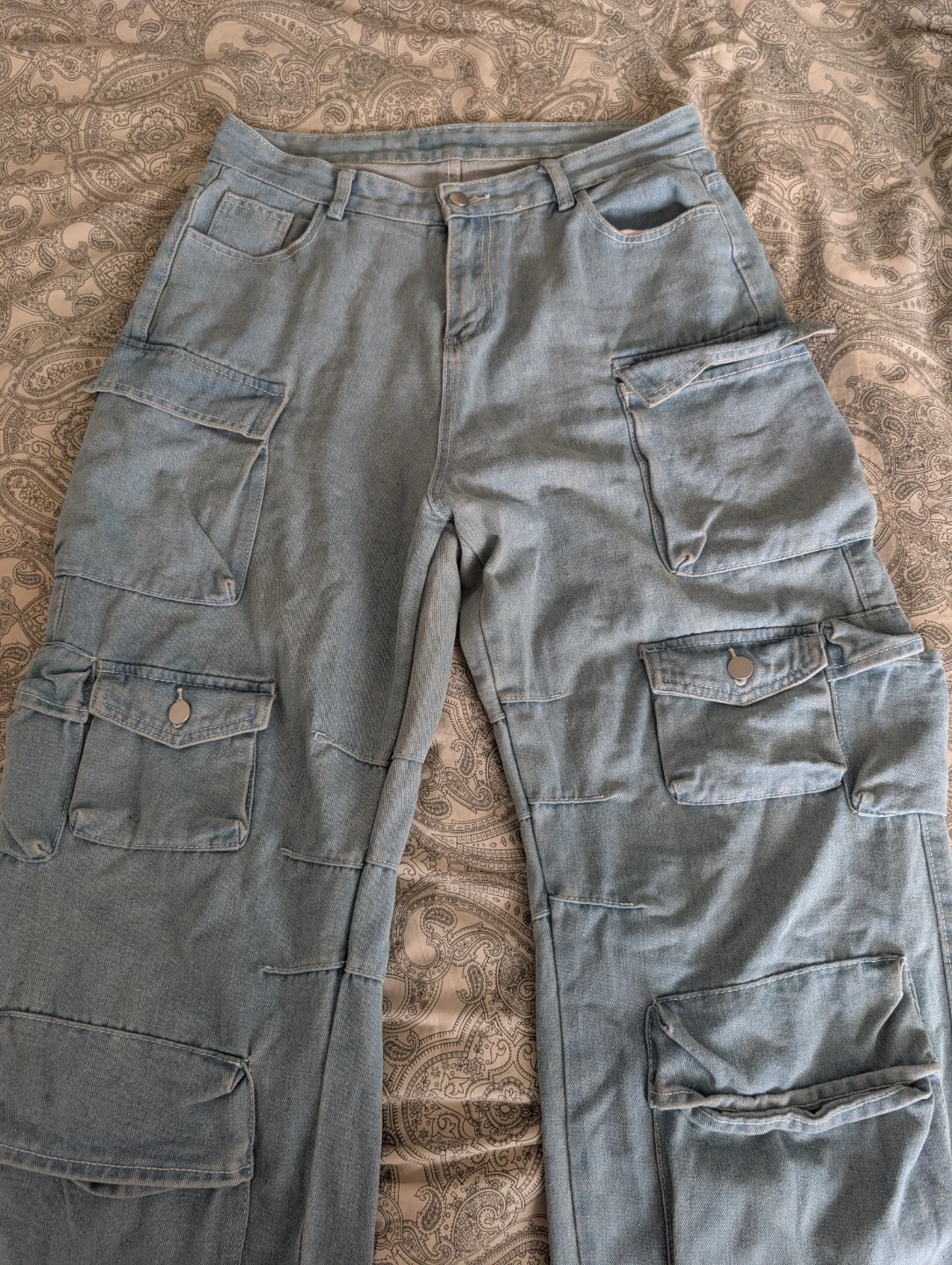 Light wash denim cargo pants