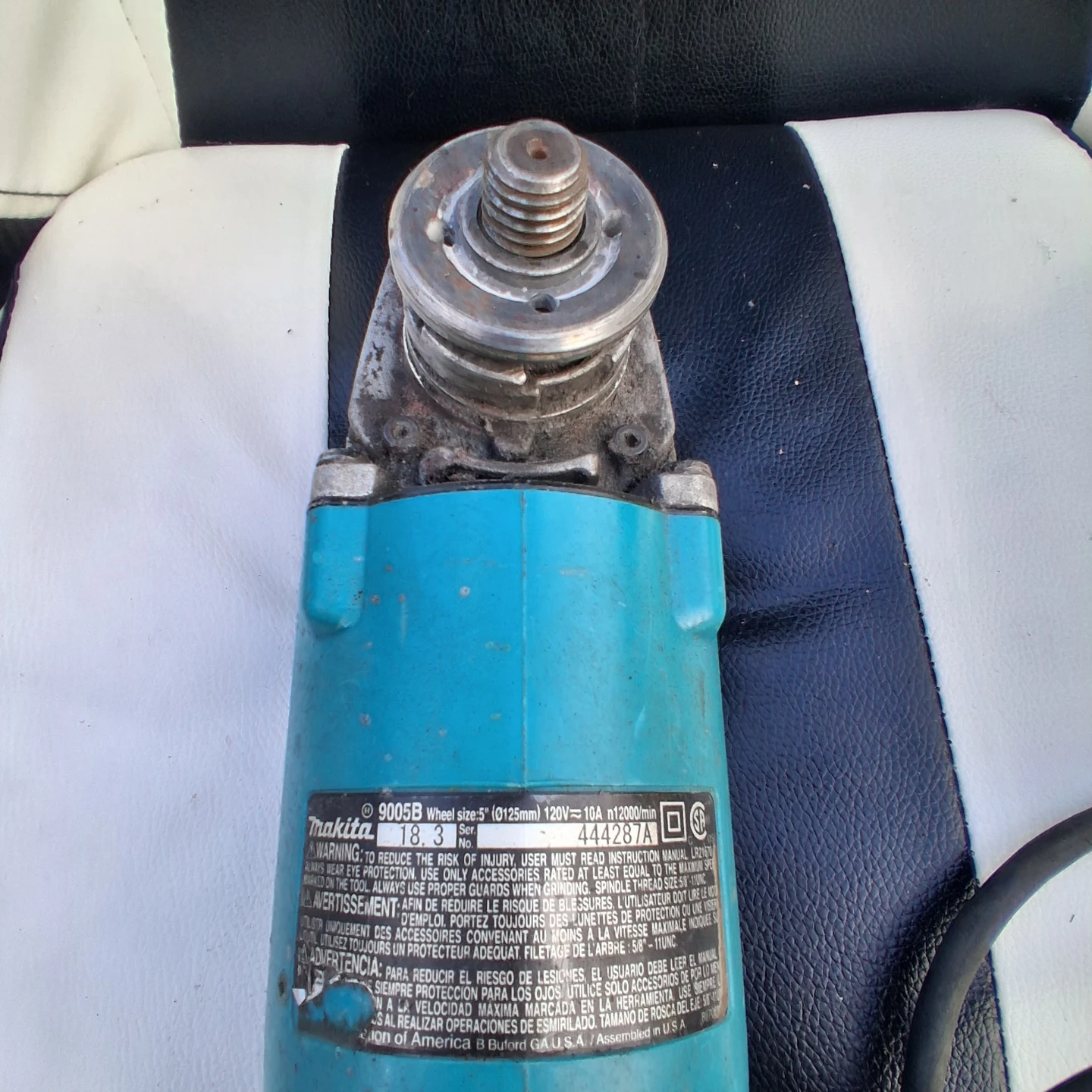 Makita 905B 5-inch Angle Grinder - photo 4