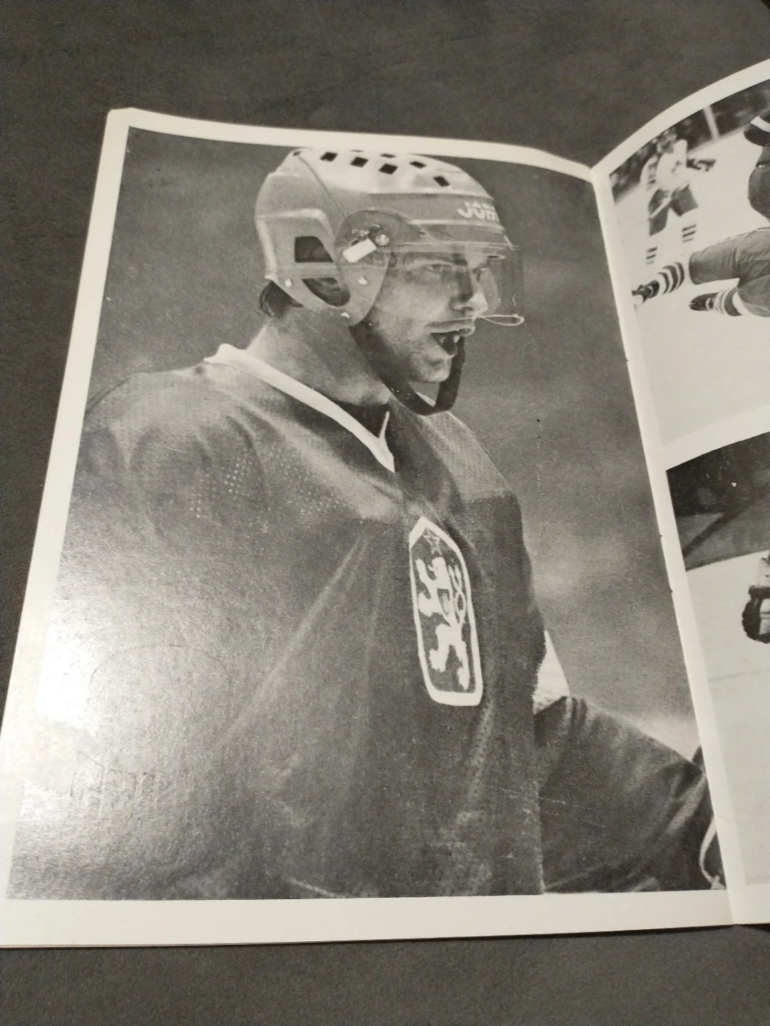 1985 Prague World Hockey Championships Czechoslovakia Guide - photo 5