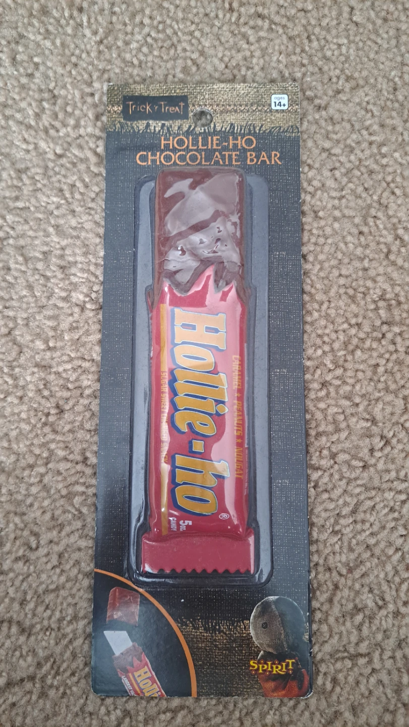 Trick 'r Treat Hollie-Ho Chocolate Bar Prop