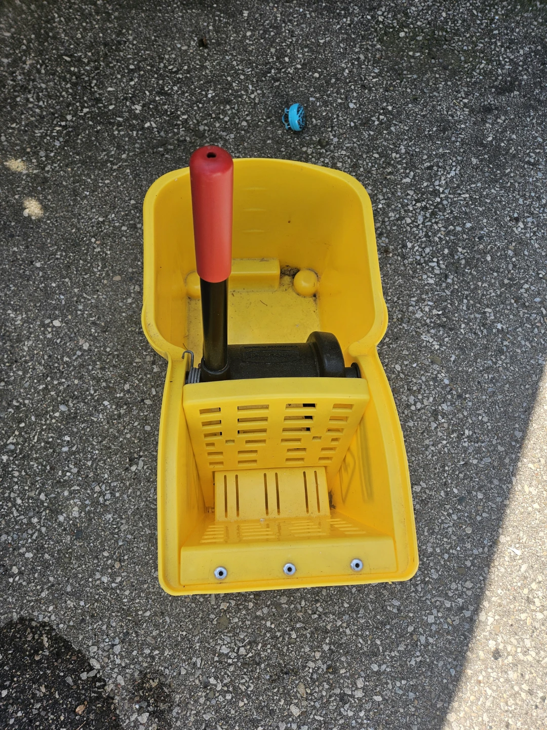 Rubbermaid Commercial Mop Bucket Wringer