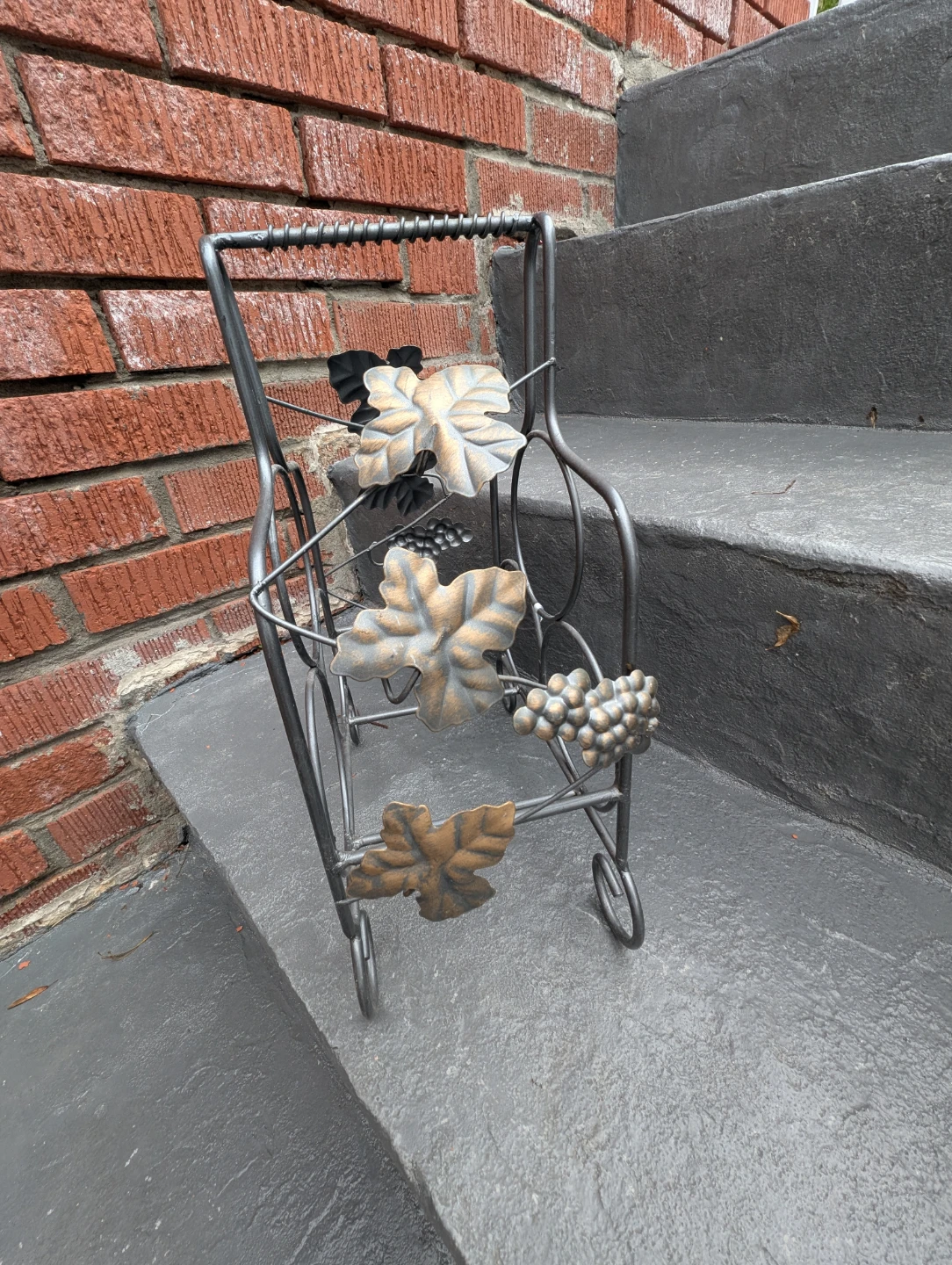 Metal Wine Rack - photo 3