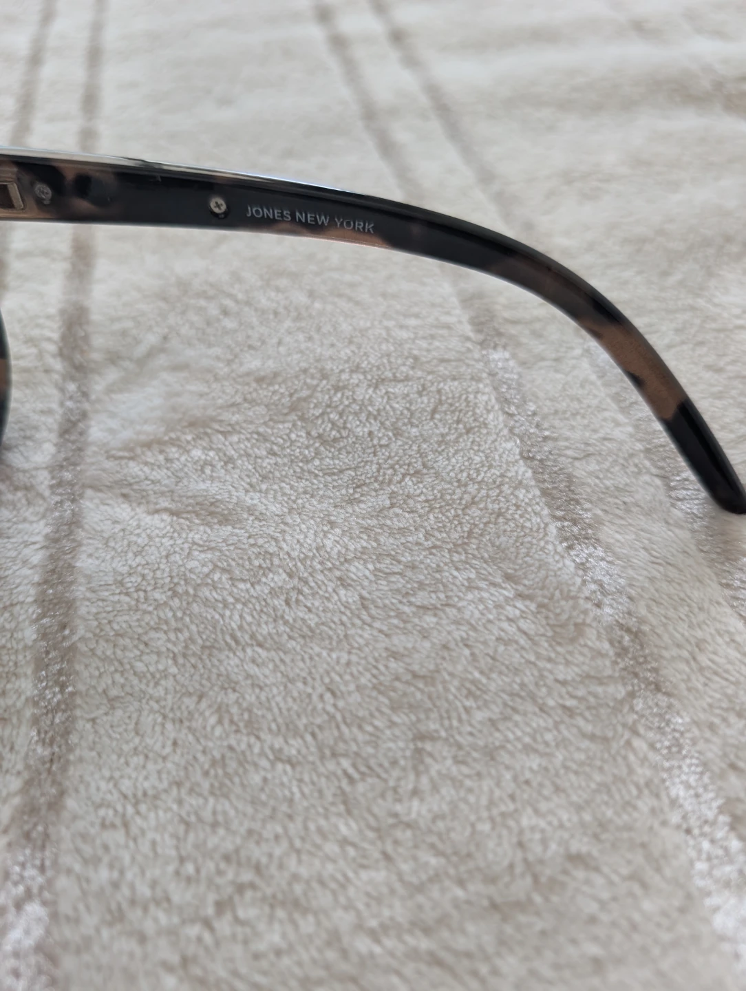 Jones New York Tortoiseshell Sunglasses - photo 4