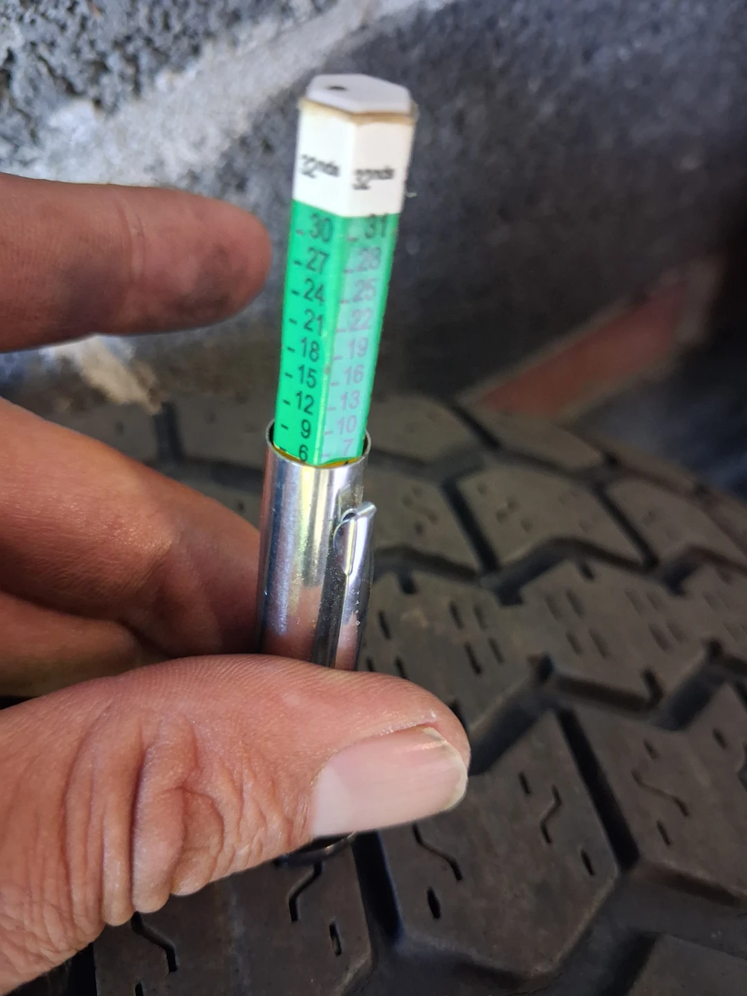 205/60/16, 5 x 100. Winter Tires with Rims - photo 3