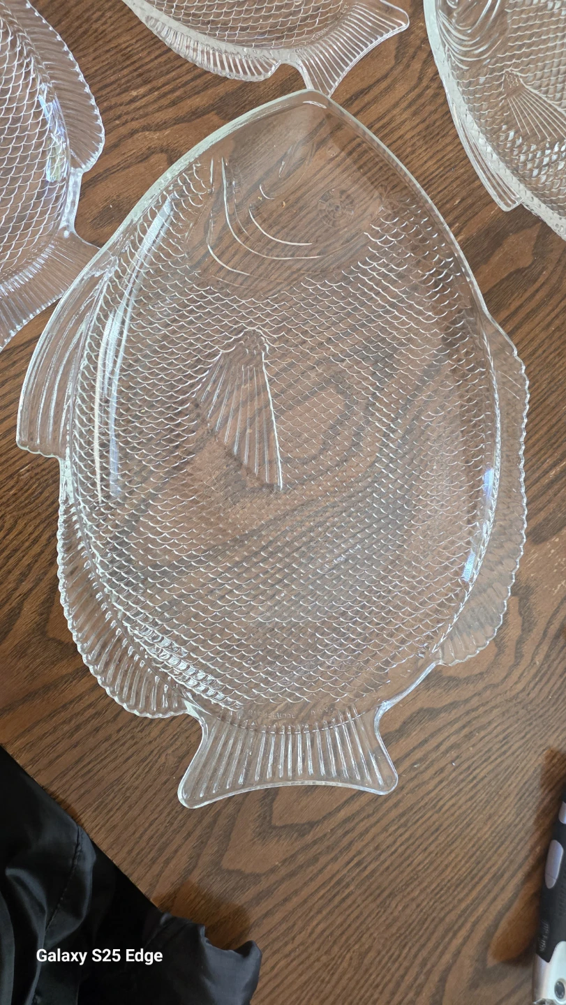 Set of 5 Clear Glass Fish Plates - photo 3