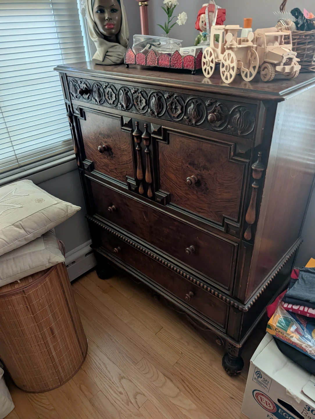 Vintage Dark Wood Dresser - photo 2
