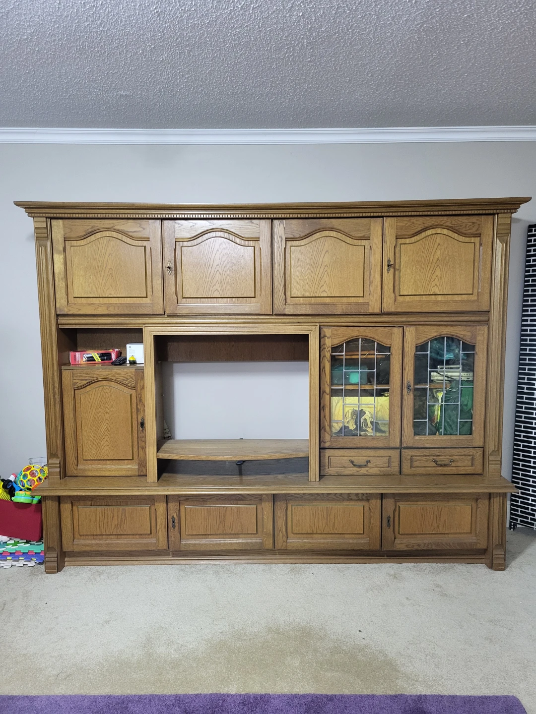 Wooden Antique Entertainment Unit with Cabinet and Drawers - photo 2