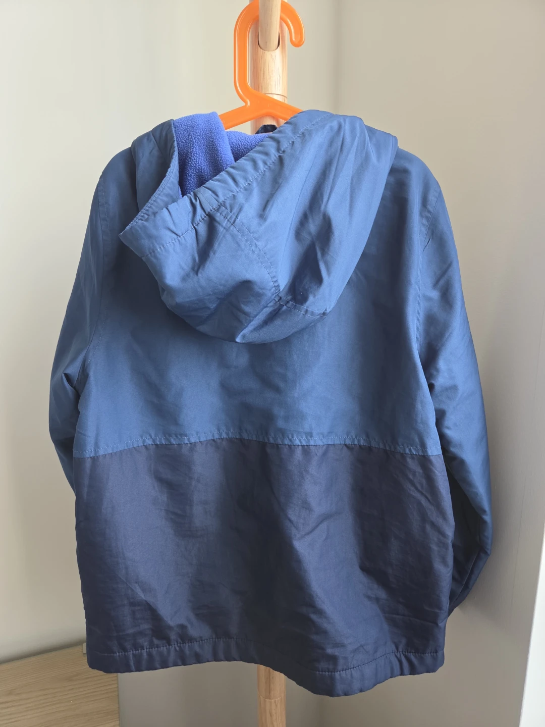 OshKosh B'gosh Boys' Jacket - Size 8 - photo 3