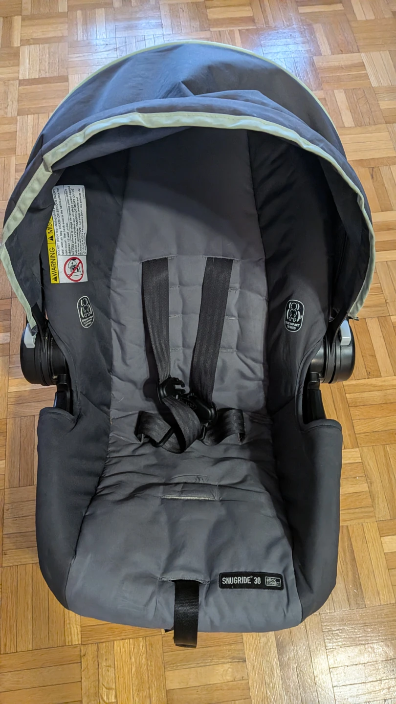 Graco SnugRide 30 Click Connect Infant Car Seat