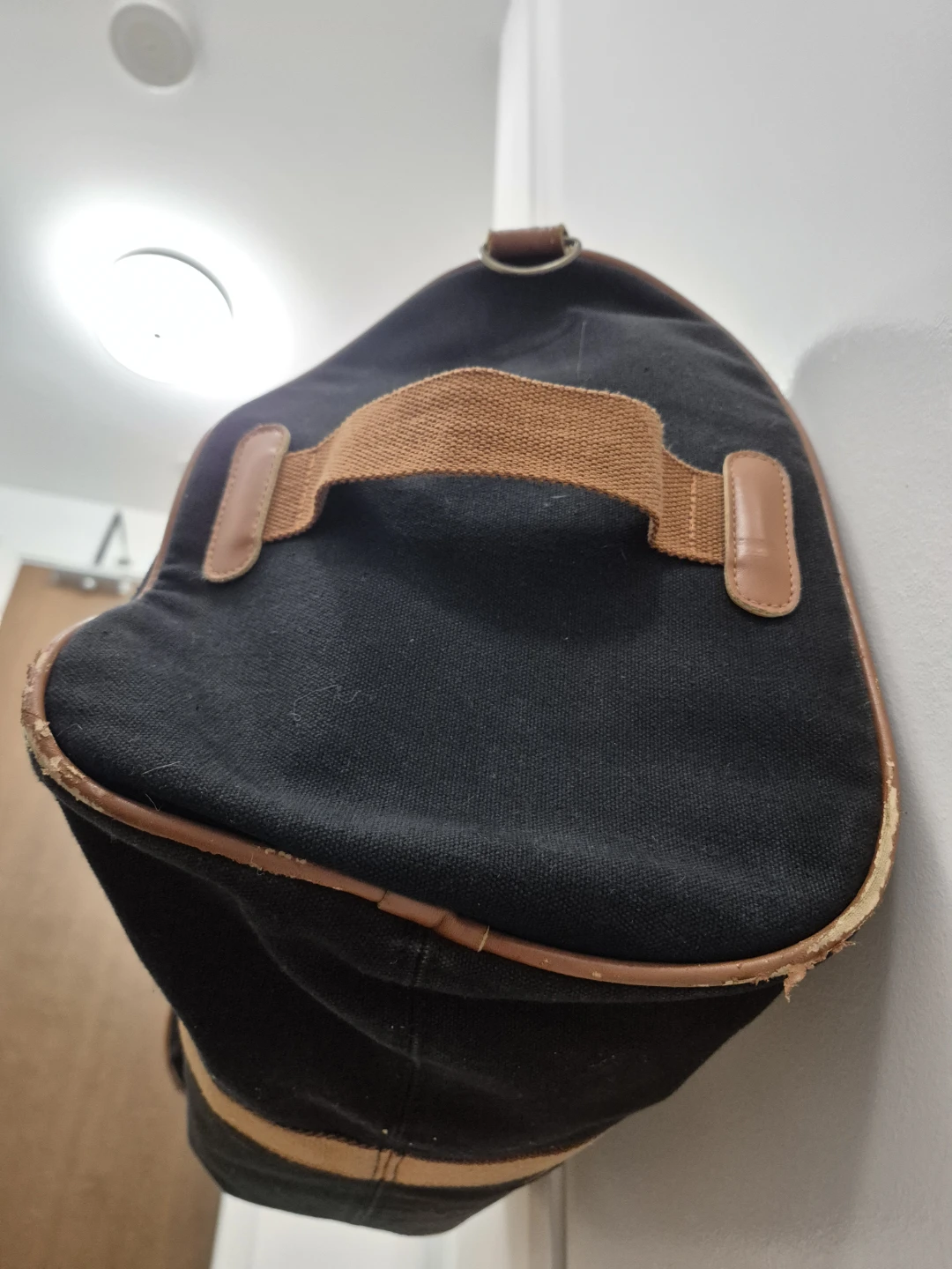 Bugatti Black and Tan Duffle Bag - photo 5