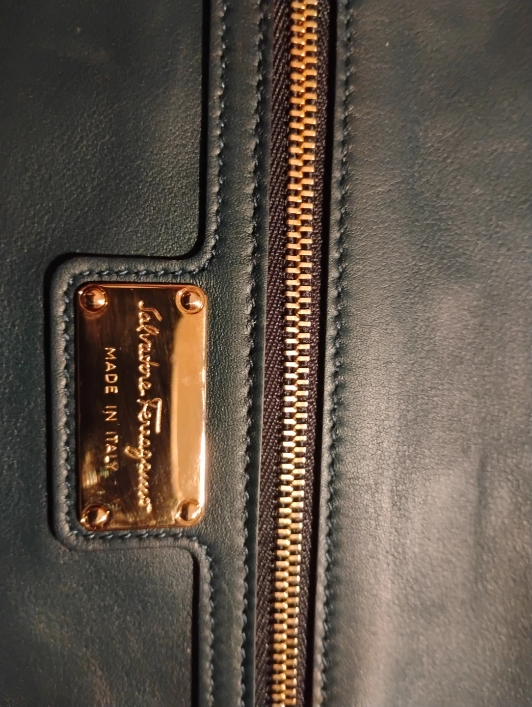 Salvatore Ferragamo Velvet Shoulder Bag - photo 2
