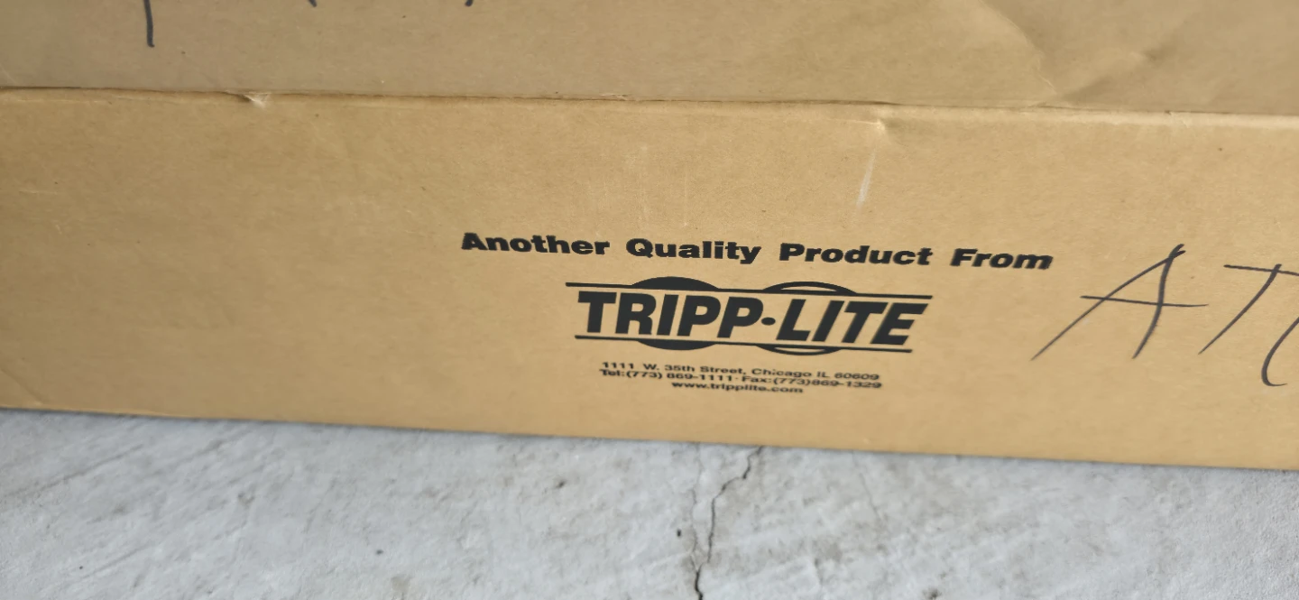 Tripp Lite PDU3VN10L2130 Power Distribution Unit - photo 3