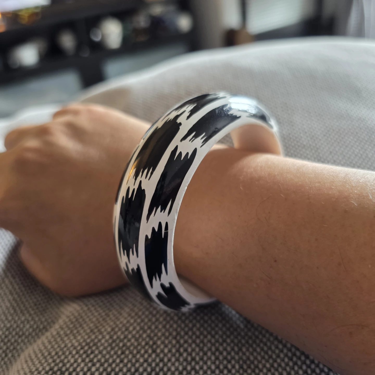 Vintage Bangle Bracelet - Black & White Pattern - photo 4