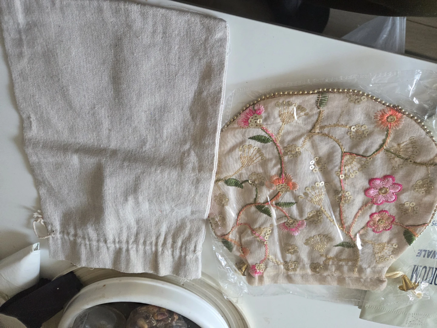 Embroidered Pouch with Drawstring - photo 5