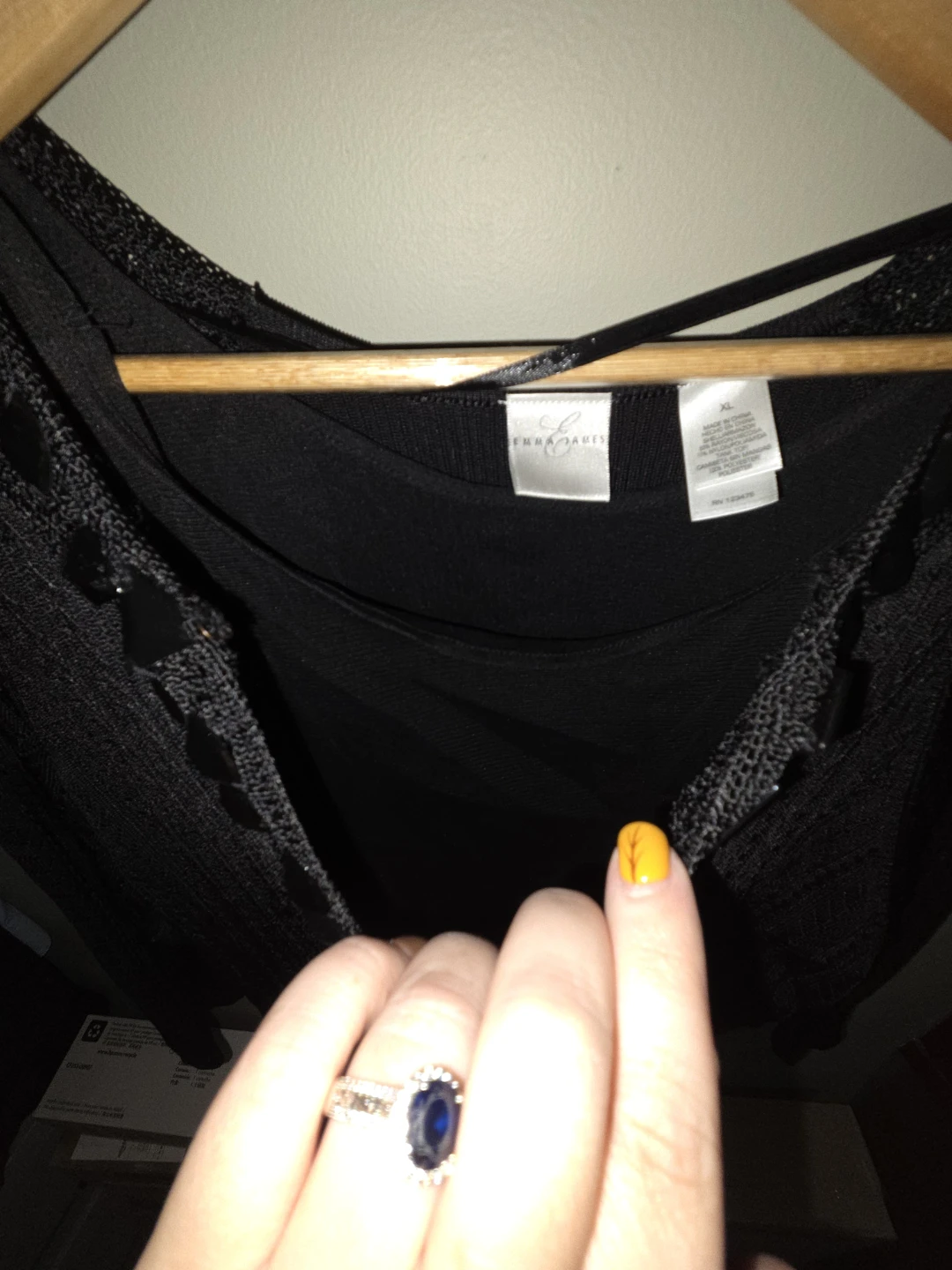 Emma James Black Knit Top Size XL - photo 4