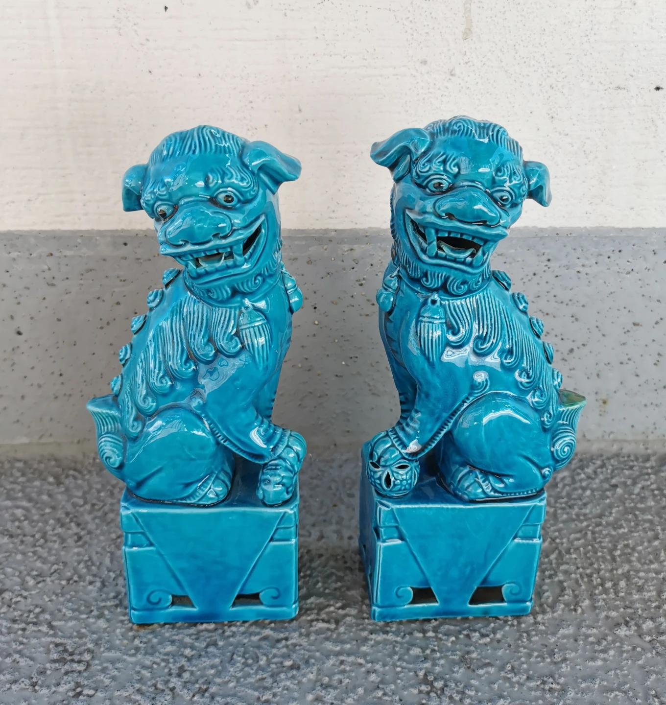 Pair of Vintage Ceramic Foo Dogs / Guardian Lions