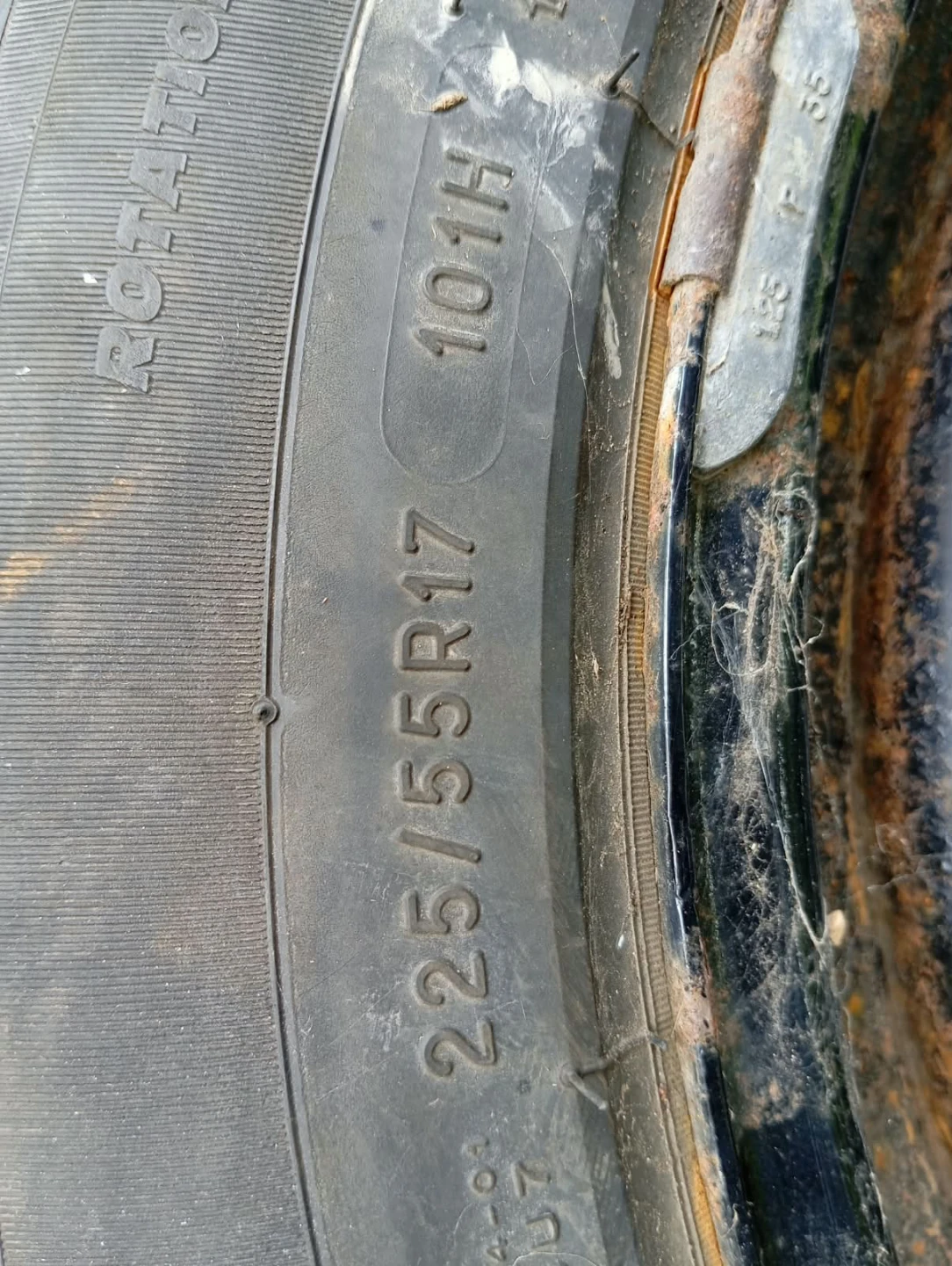 Two Michelin 225/55R17 Tires on Rims - photo 5