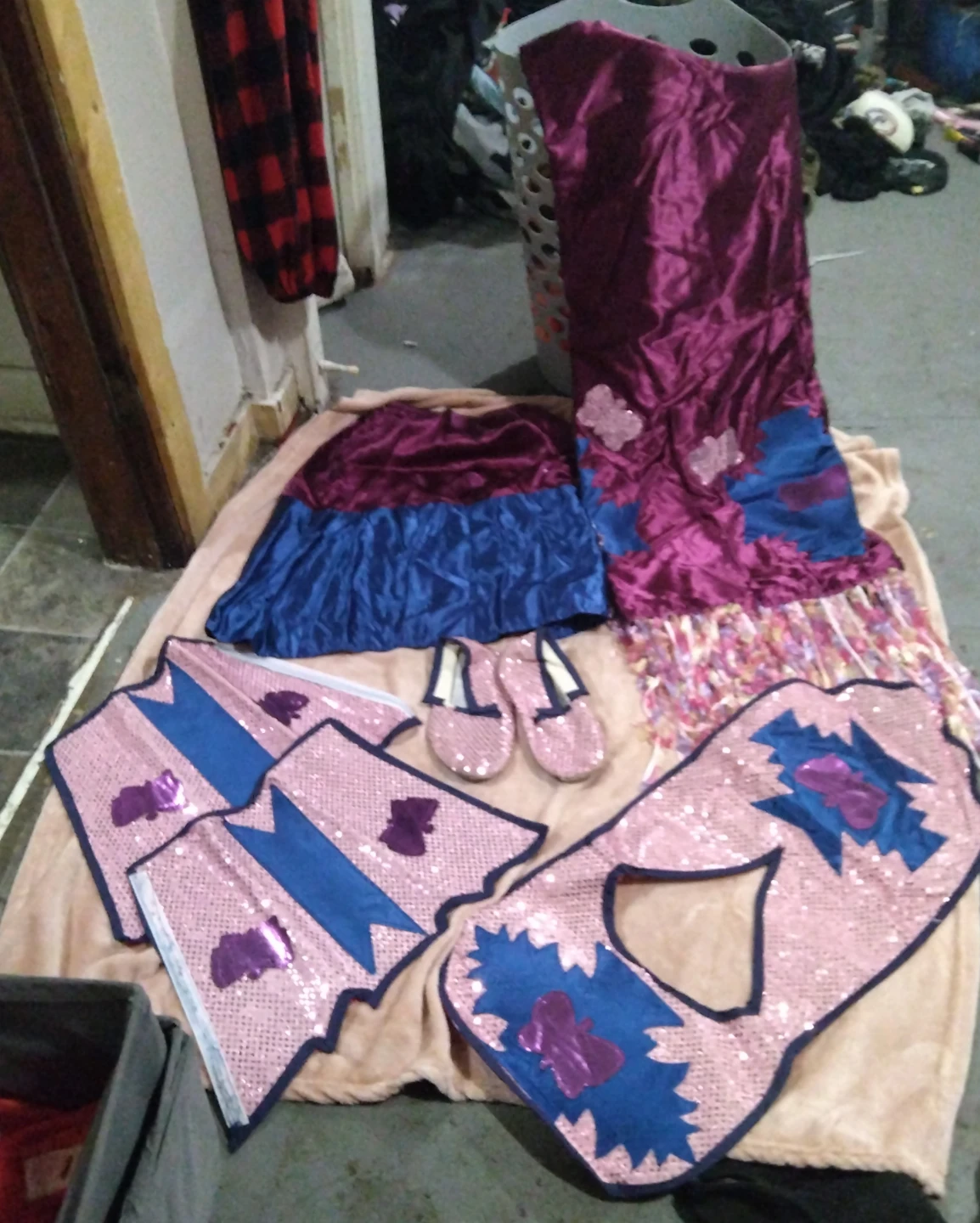 Woman's traditional pow wow outfit