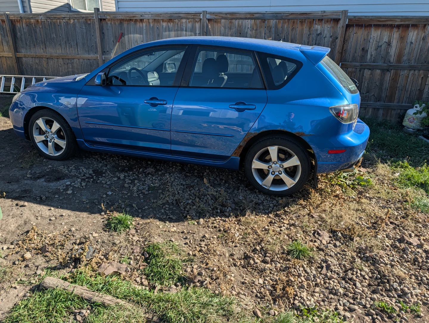 Mazda 3 hatchback blue - photo 2