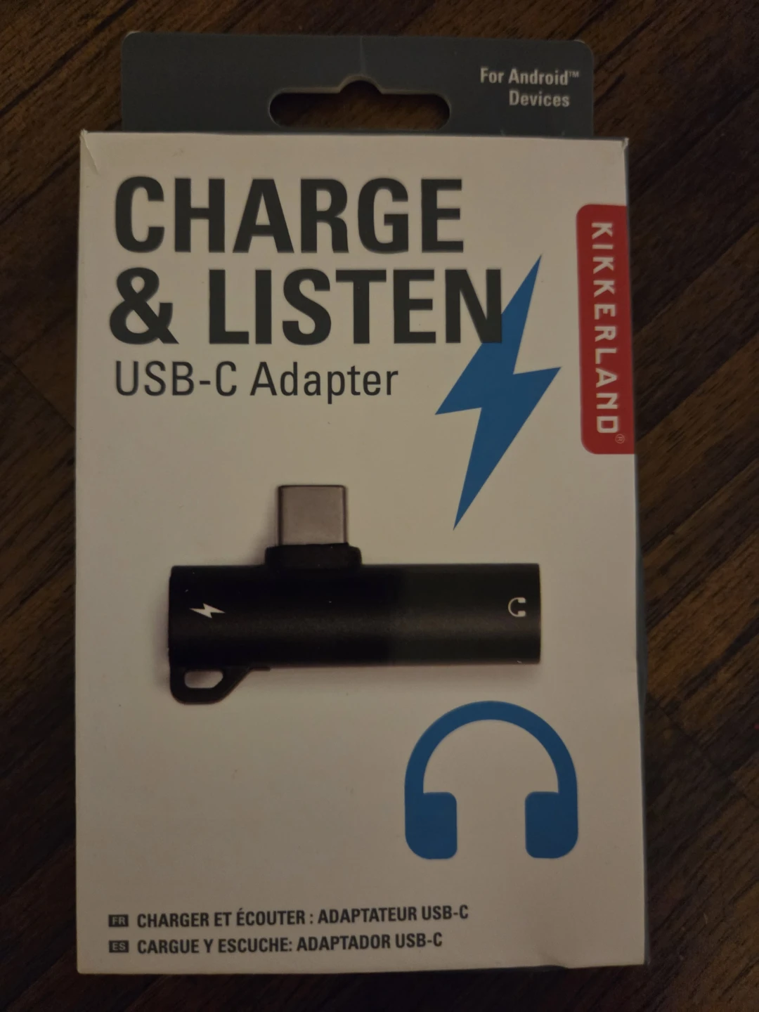 Kikkerland Charge & Listen USB-C Adapter