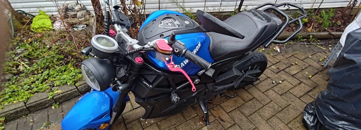 Rawatron electric motorcycle - photo 2
