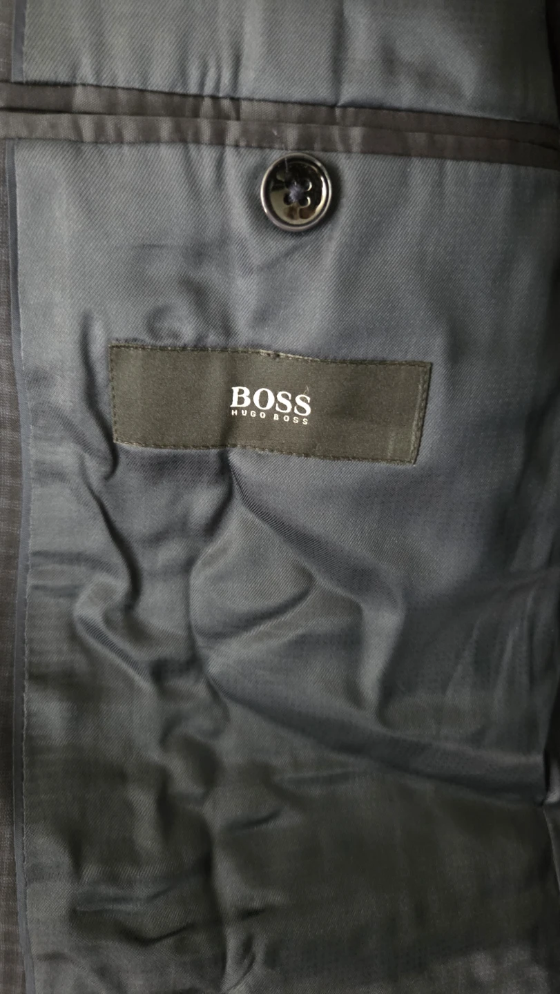 HUGO BOSS Suit Size 36R - photo 3