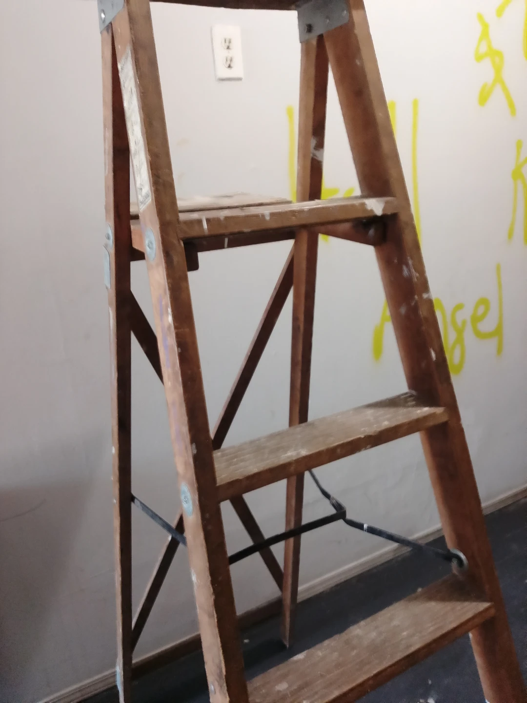 Step Ladder - photo 2