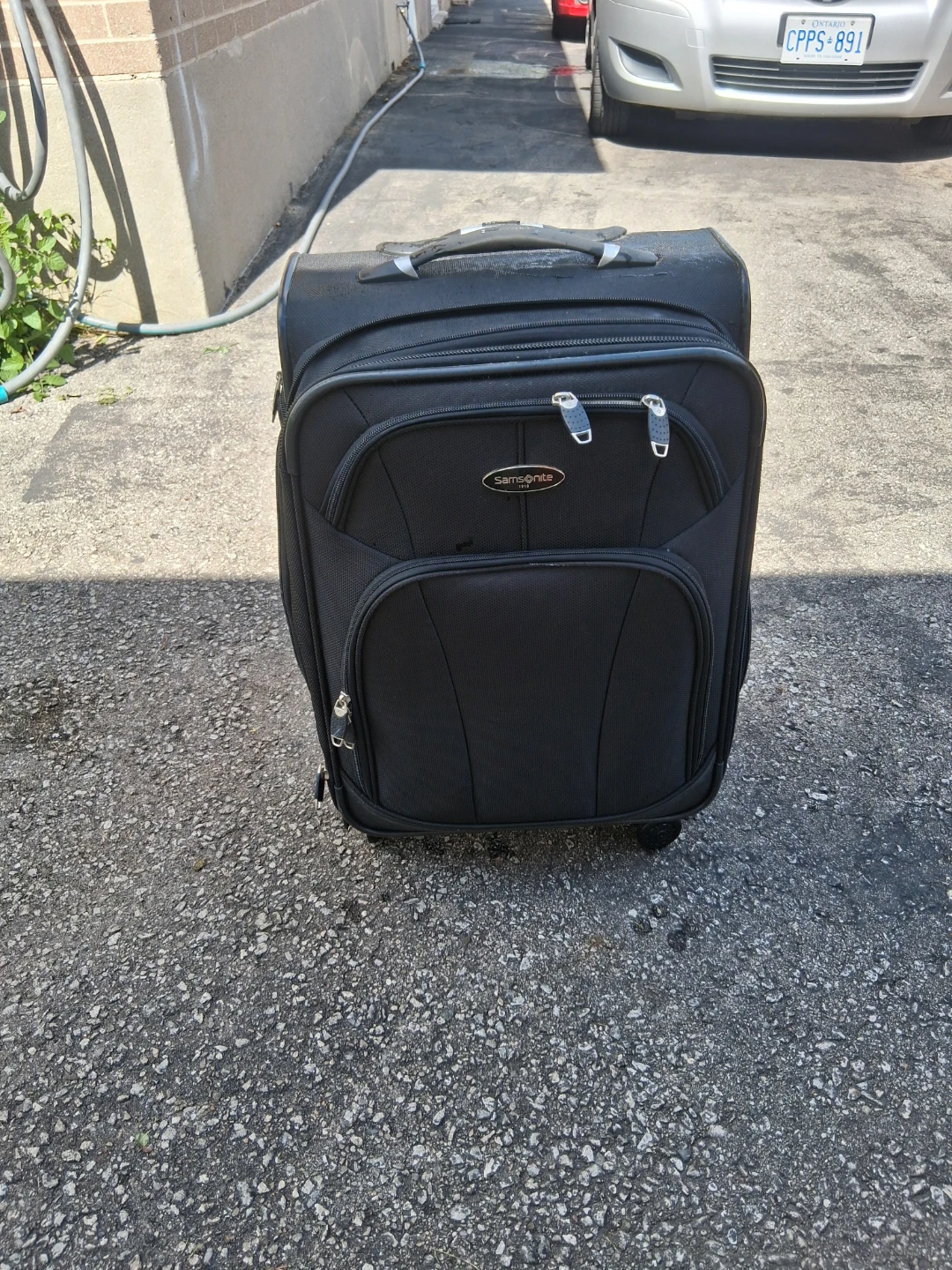 Samsonite black carry-on luggage - photo 2