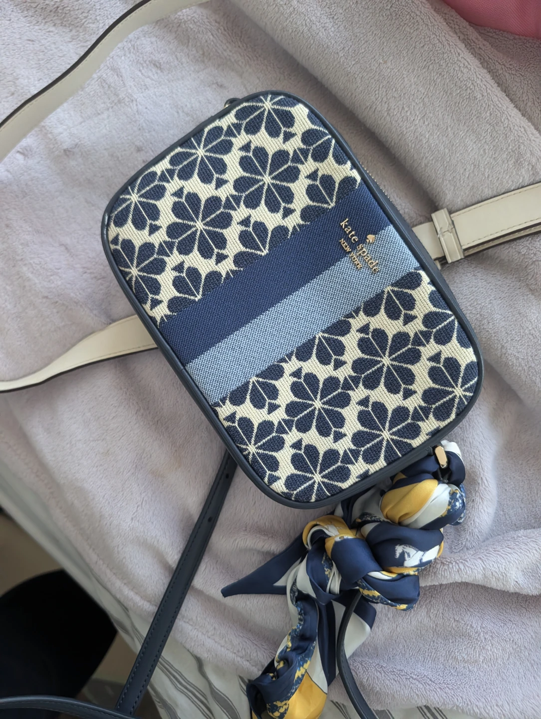 Selection of Kate Spade and Coach bags - photo 3