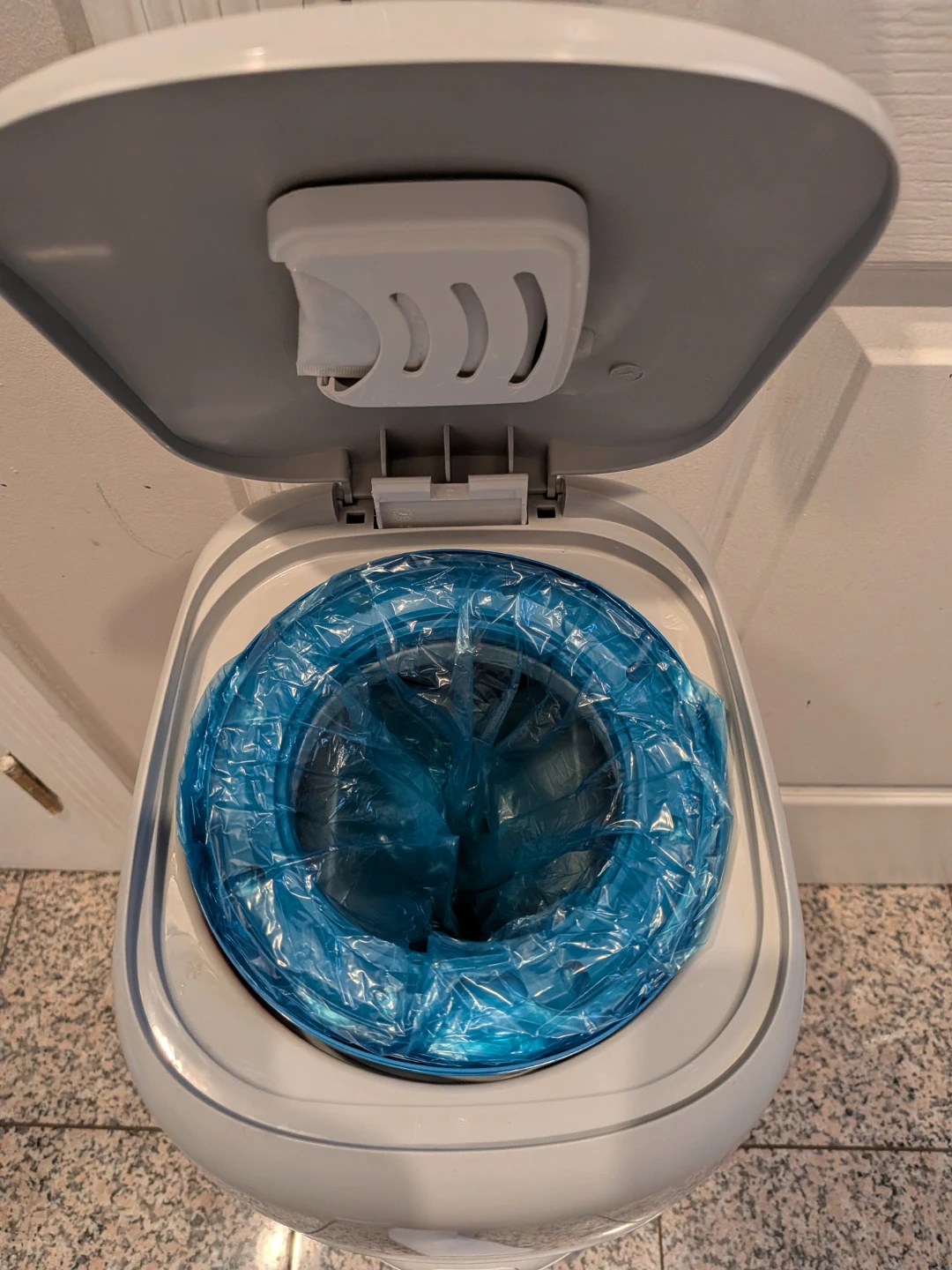Playtex Diaper Genie Complete Pail - photo 4
