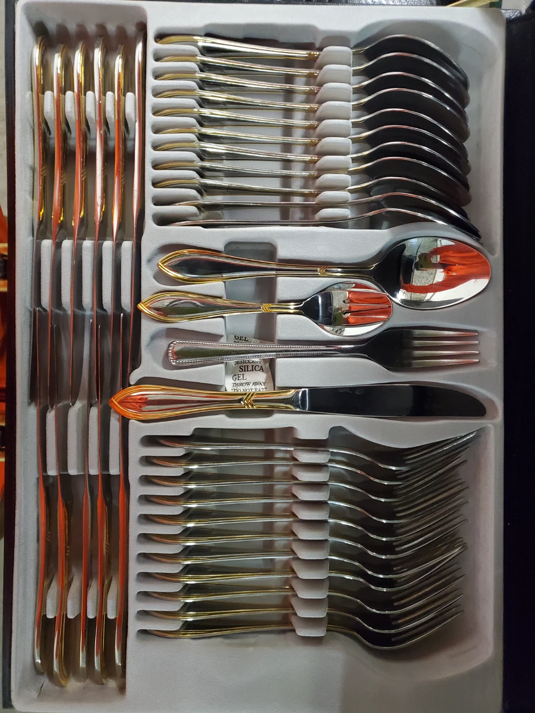 Like new 67 pcs Gold-Accented Stainless Steel Set in Carry Case - photo 5