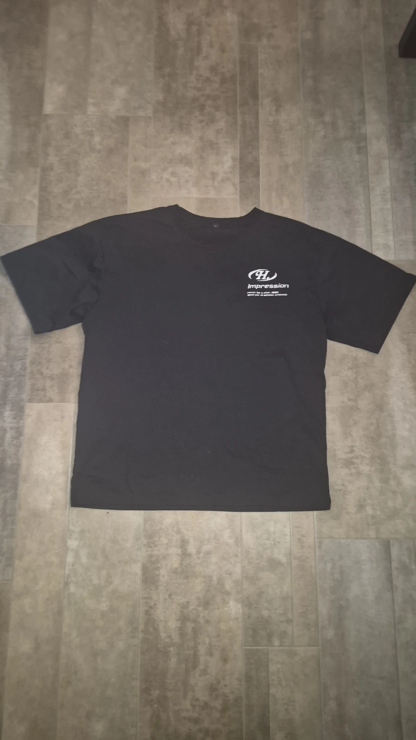 Impression Black T-Shirt with Star Graphic - photo 2