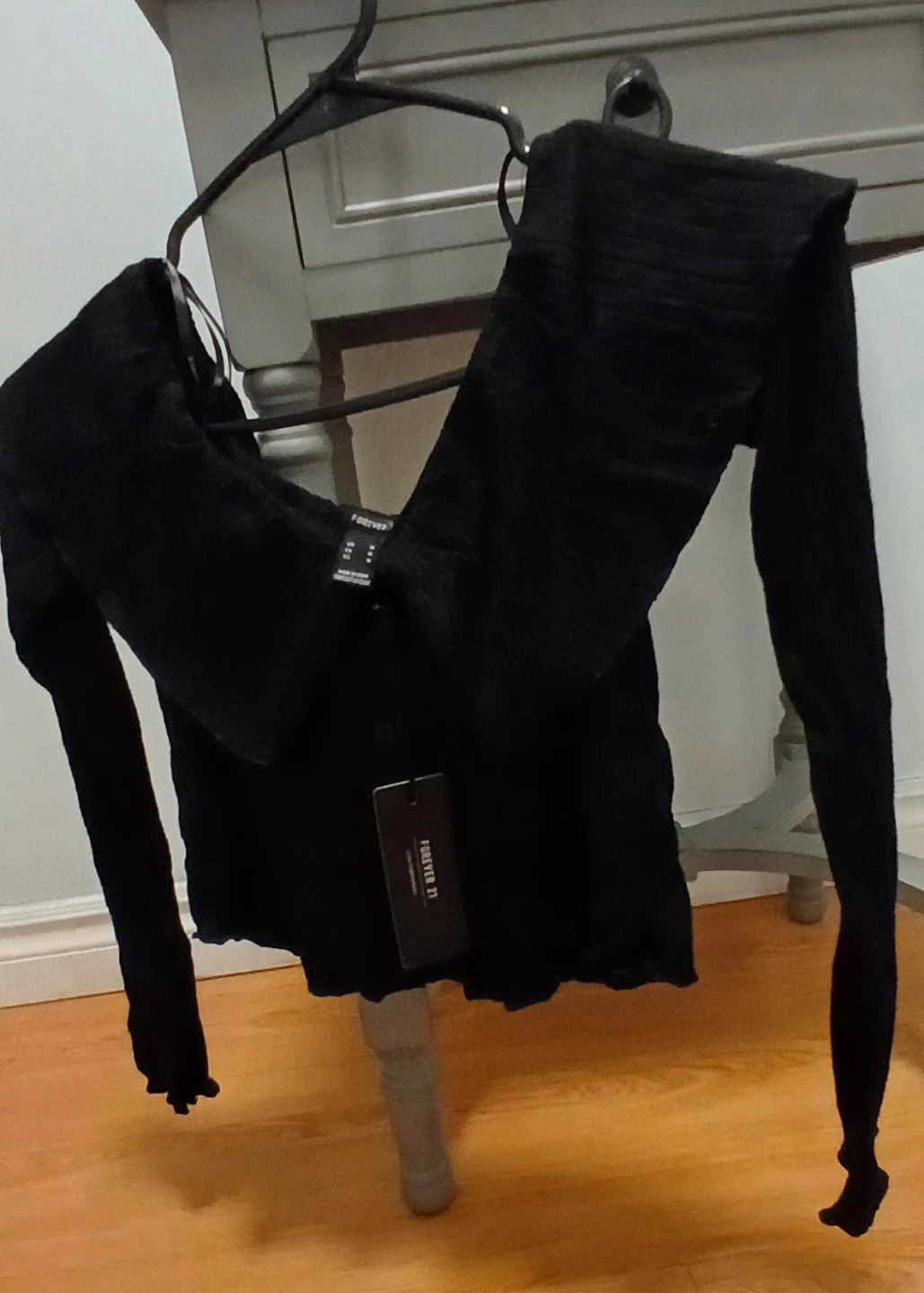 Forever 21 black long sleeve collared top