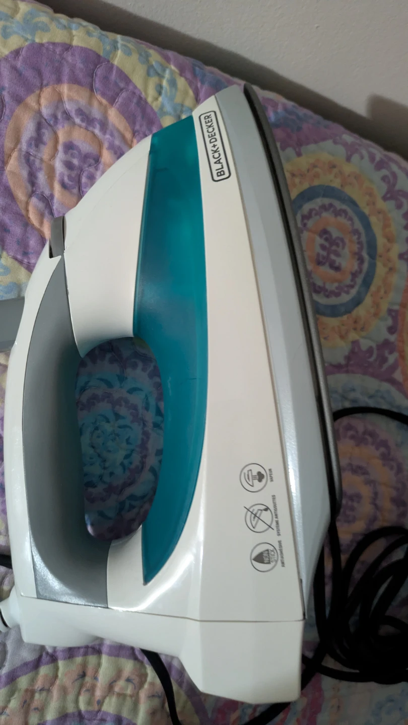 Black + Decker Steam Iron