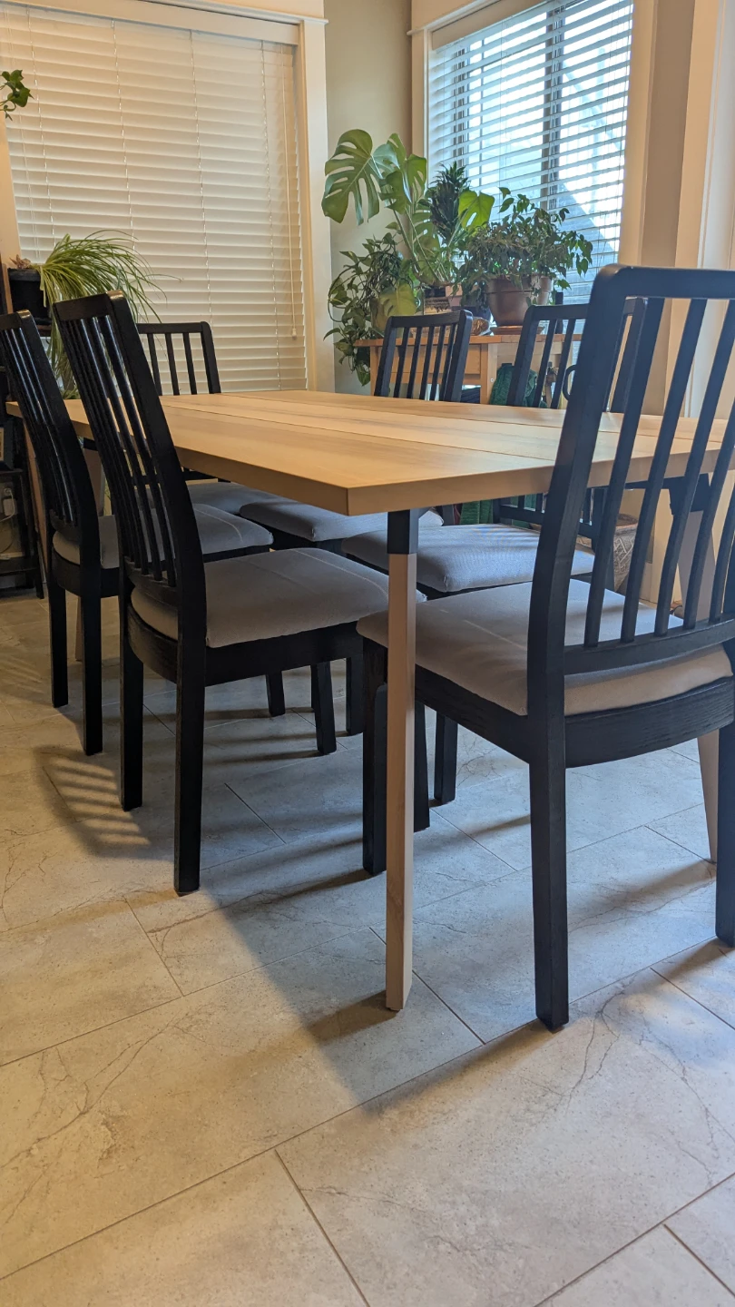 IKEA Ypperlig Dining Table (Ash wood) & 6 Chairs (black) - photo 2