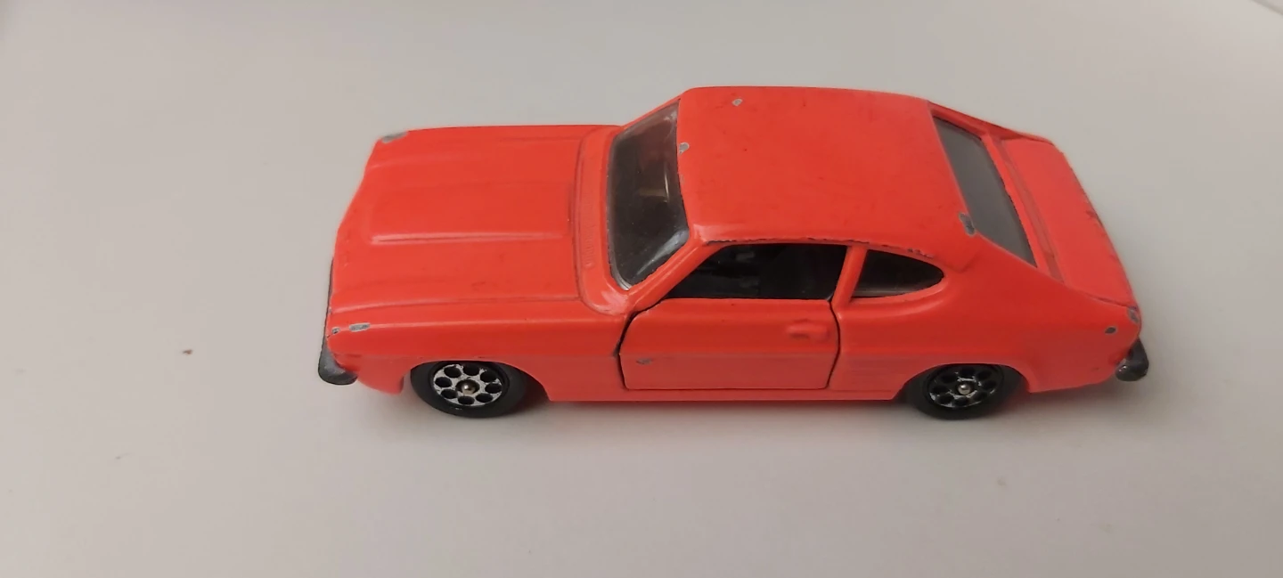 Vintage Corgi Toys Ford Capri 3 Litre GT
