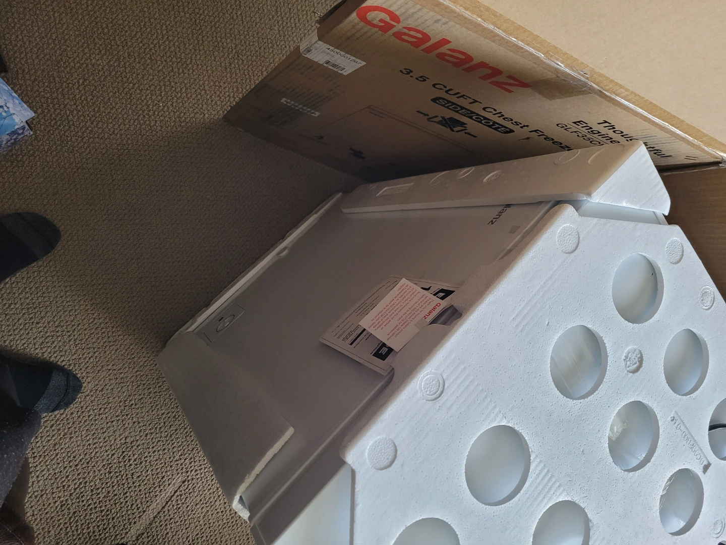 Galanz 3.5 cu. ft. Chest Freezer - photo 3