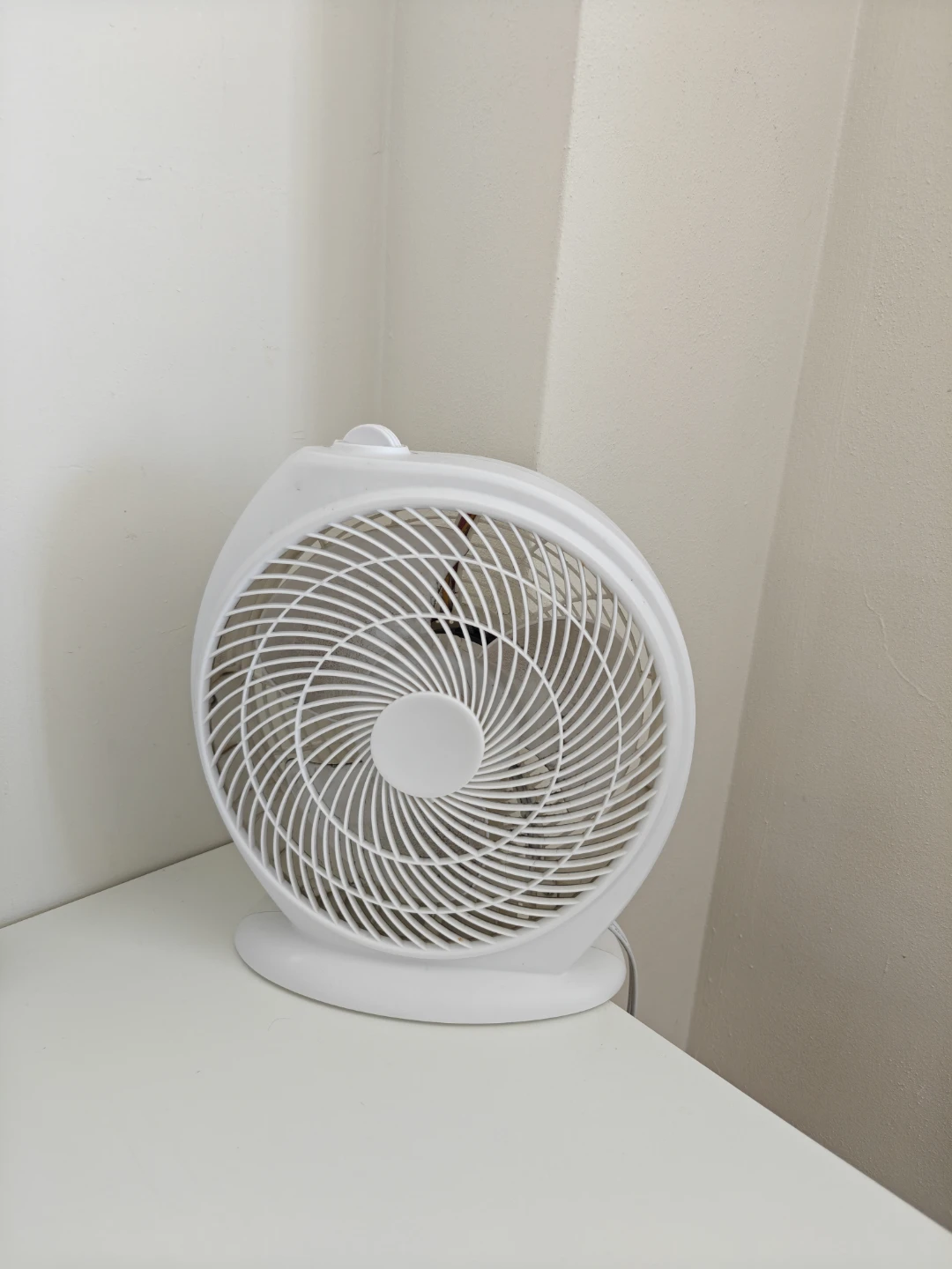 White Portable Electric Fan - photo 3