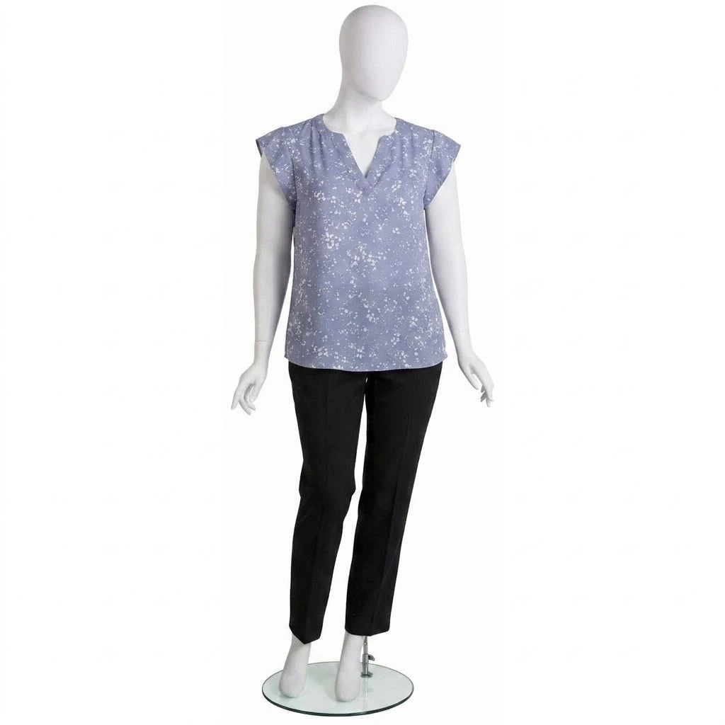 Reitmans R Essentials Floral Notch V-Neck Blouse