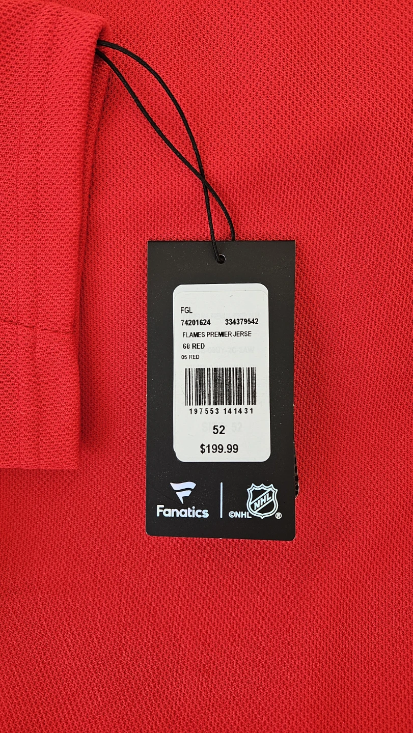 Calgary Flames Jersey Size 52 - photo 4
