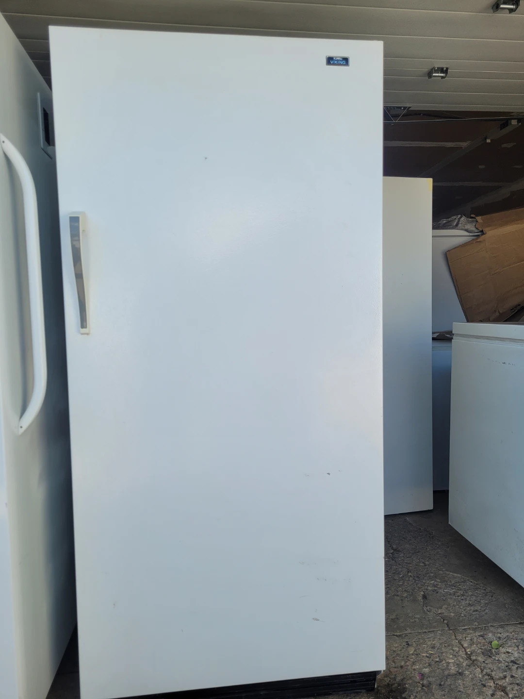 Large Beautiful Viking Upright Freezer - photo 4