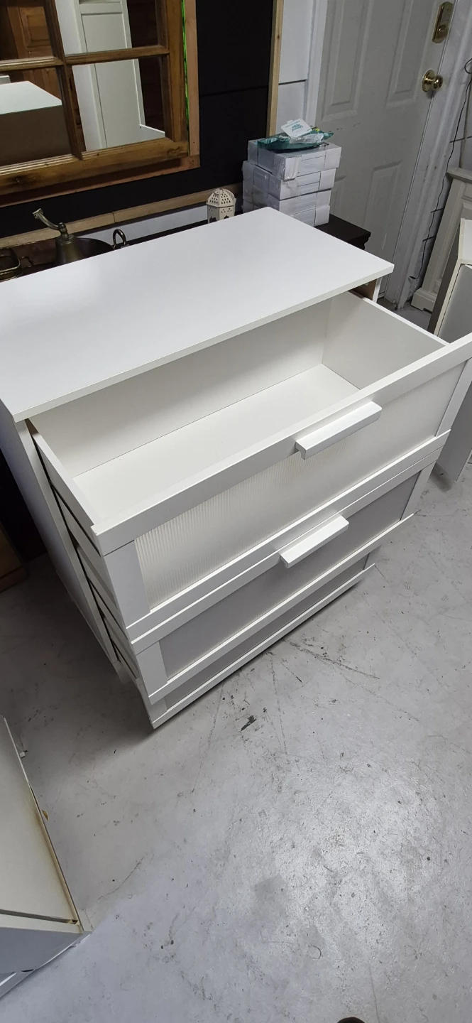 White 3-Drawer Dresser - photo 4