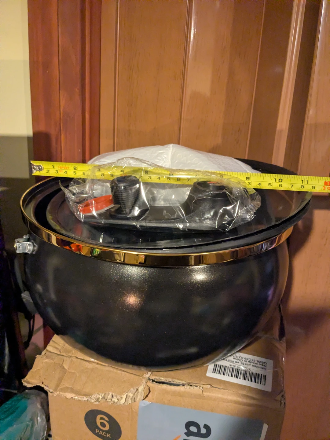 Pressure cooker