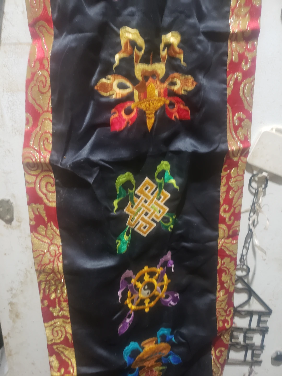 Tibetan Satin Embroidered Wall Hanging - photo 2