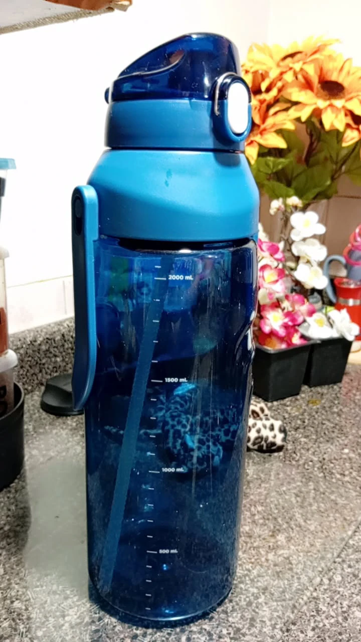 Large 2000ml Blue Water Bottle - photo 3