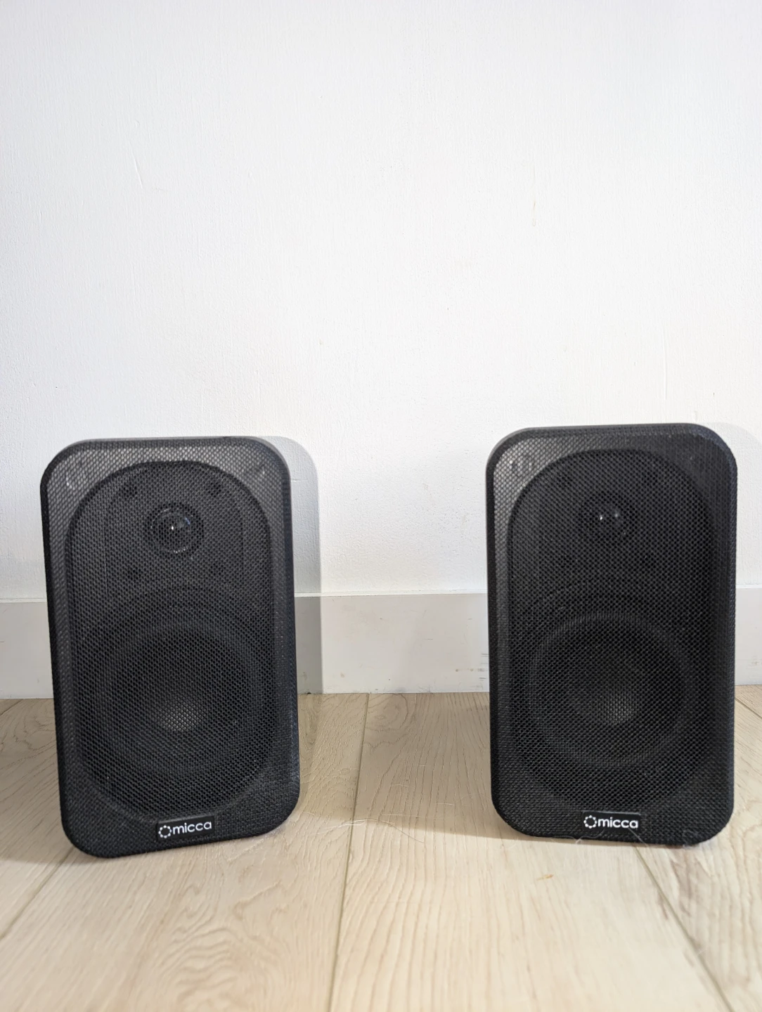 Micca Bookshelf Speakers