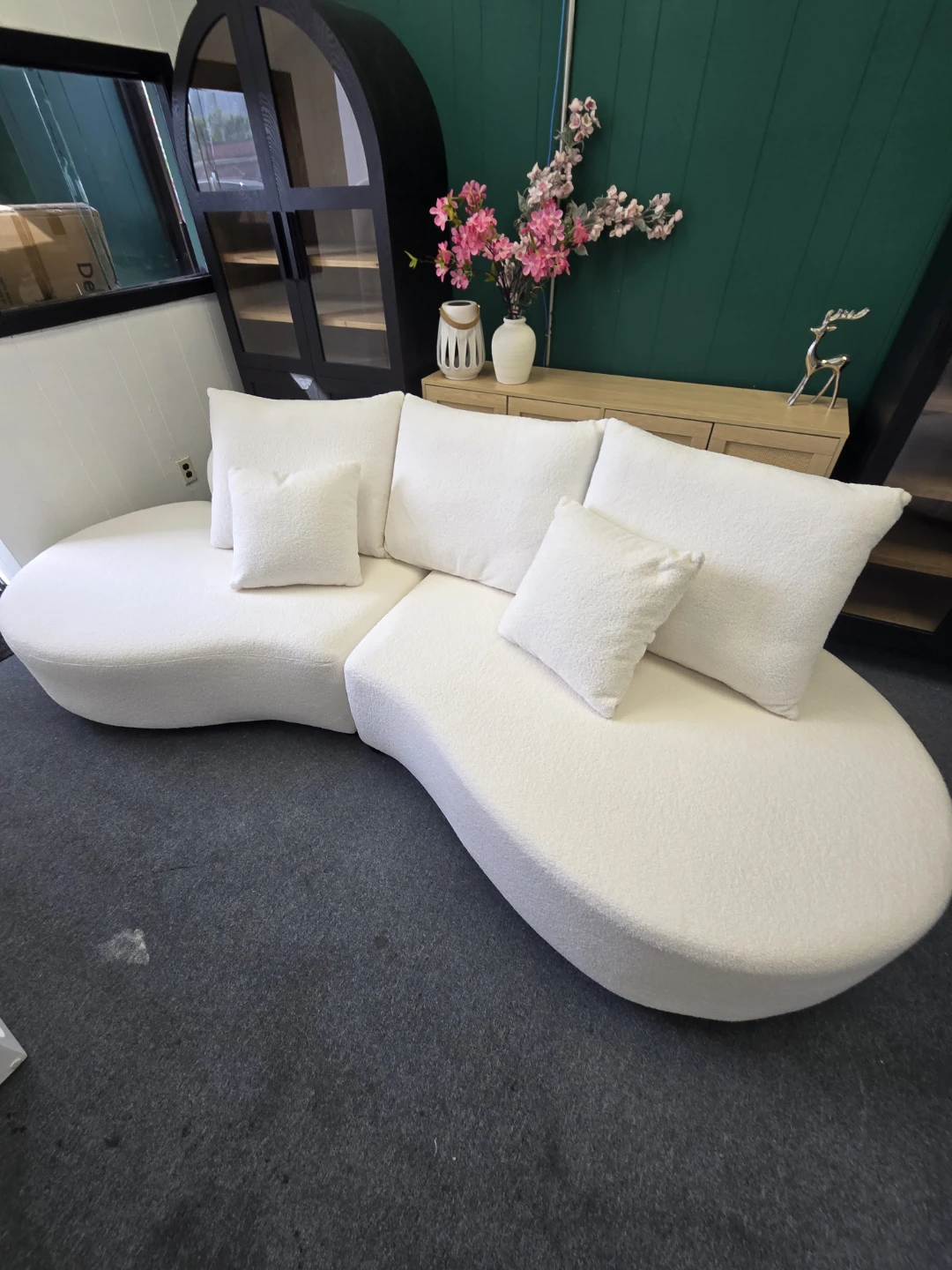 Curved Bouclé Sofa - Cream - photo 3