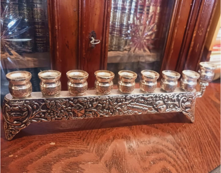 Beautiful silver CHANUKAH MENORAH 🕎 Candleholder